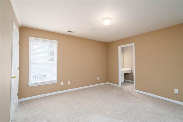 1233 Parkview Lane NW, Kennesaw, GA 30152