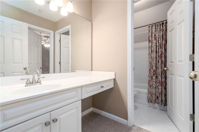 1233 Parkview Lane NW, Kennesaw, GA 30152