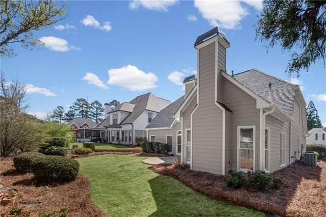 1233 Parkview Lane NW, Kennesaw, GA 30152