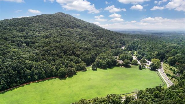 1233 Parkview Lane NW, Kennesaw, GA 30152