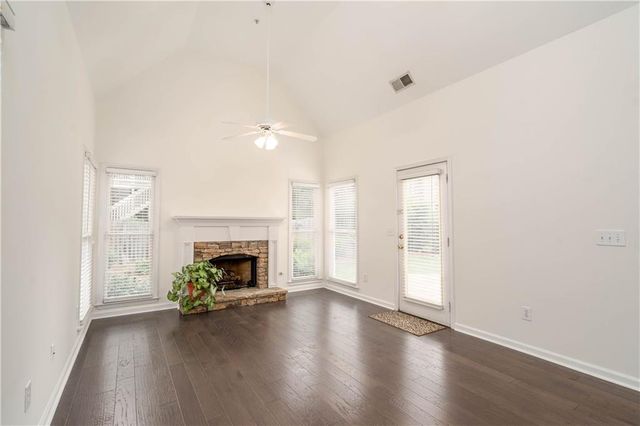 1233 Parkview Lane NW, Kennesaw, GA 30152