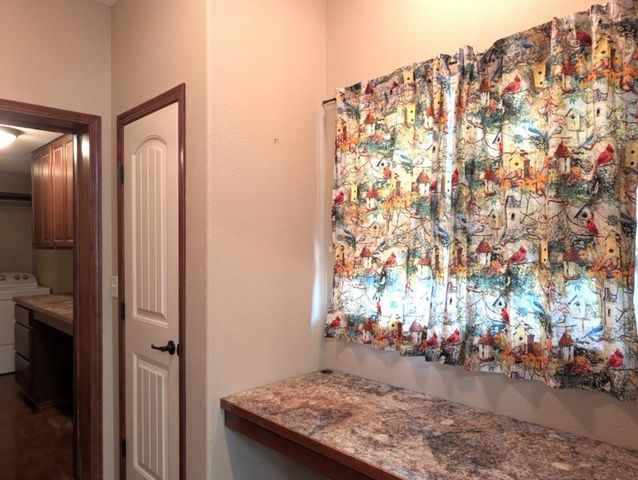 1307 N Hamilton Dr Unit F, Derby, KS 67037