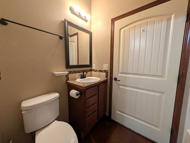 1307 N Hamilton Dr Unit F, Derby, KS 67037