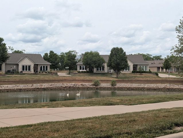 1307 N Hamilton Dr Unit F, Derby, KS 67037