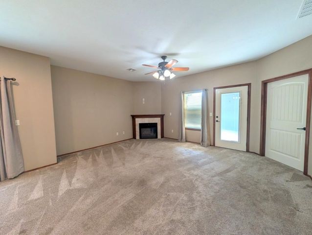 1307 N Hamilton Dr Unit F, Derby, KS 67037