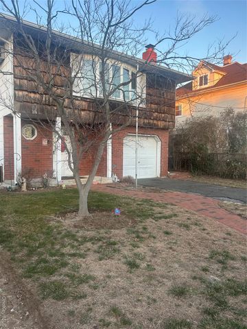 131 Ethel Street, Valley Stream, NY 11580