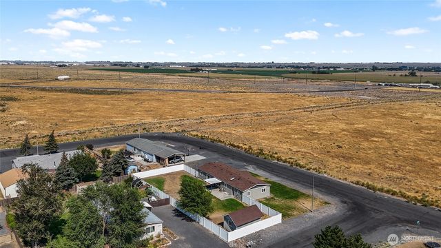 4886 Ray Road NE, Moses Lake, WA 98837