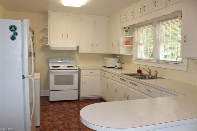 1552 Shady Drive, Asheboro, NC 27203