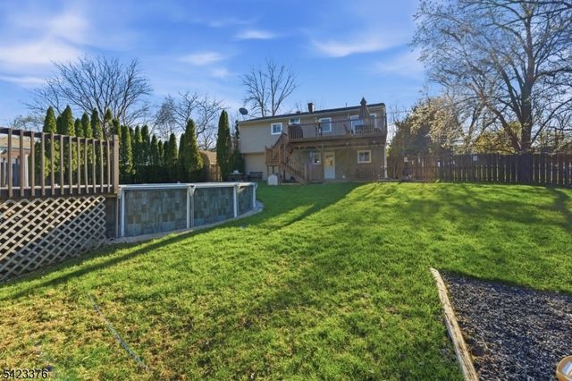 403 Red School Ln, Lopatcong Twp., NJ 08865