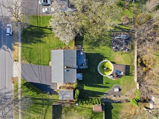 403 Red School Ln, Lopatcong Twp., NJ 08865