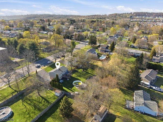 403 Red School Ln, Lopatcong Twp., NJ 08865