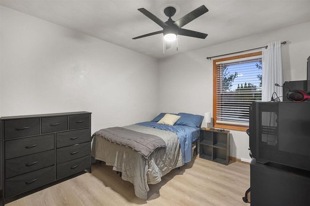 2107 Meadowlark Drive, Janesville, WI 53546