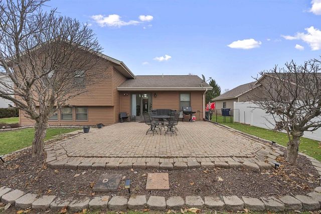 2107 Meadowlark Drive, Janesville, WI 53546