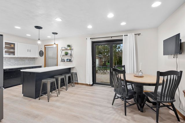 2107 Meadowlark Drive, Janesville, WI 53546