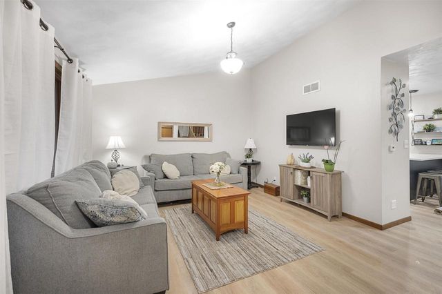 2107 Meadowlark Drive, Janesville, WI 53546