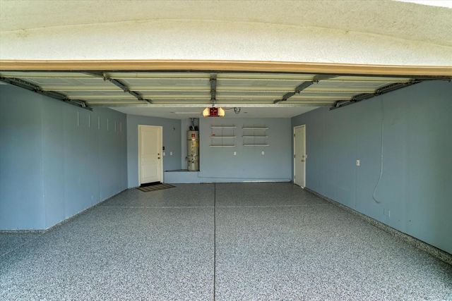 88 Westbrook Dr, Lodi, CA 95242