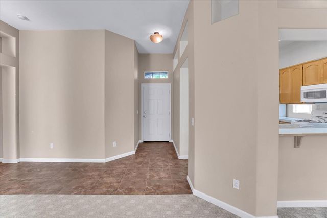 88 Westbrook Dr, Lodi, CA 95242