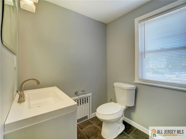 149 Washington Road, Sayreville, NJ 08872