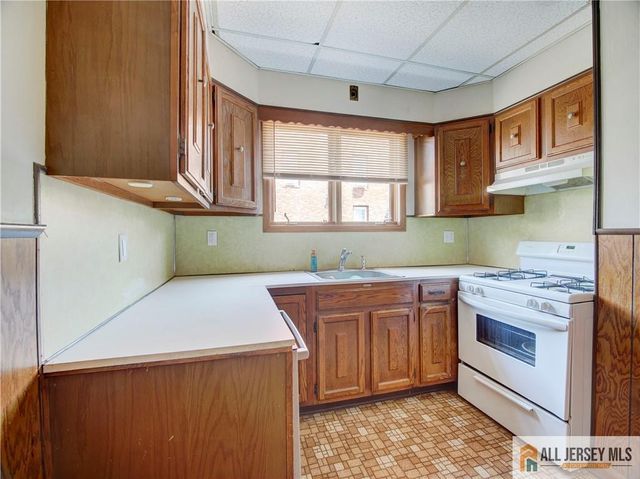 149 Washington Road, Sayreville, NJ 08872