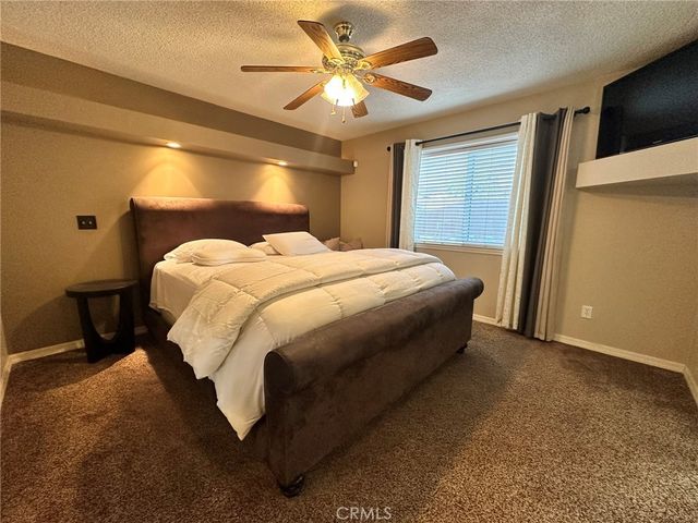 3623 Redlands, Bakersfield, CA 93306