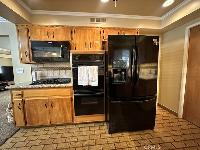 3623 Redlands, Bakersfield, CA 93306