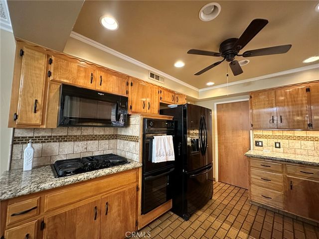 3623 Redlands, Bakersfield, CA 93306