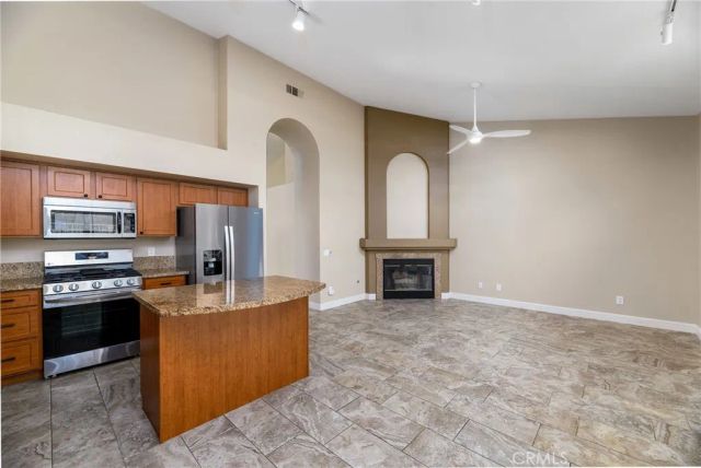 43240 Corte Almonte, Temecula, CA 92592