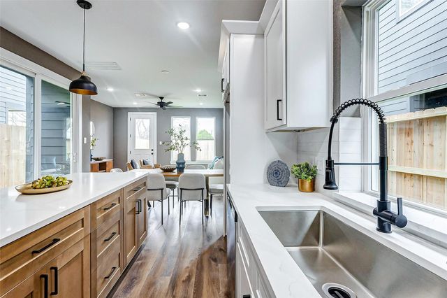 8027 Betty Boop Street, Houston, TX 77028