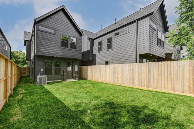8027 Betty Boop Street, Houston, TX 77028