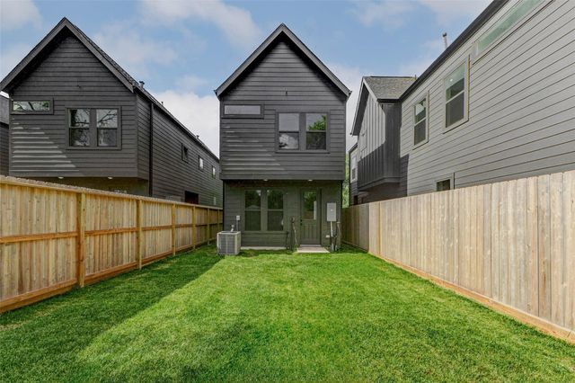 8027 Betty Boop Street, Houston, TX 77028