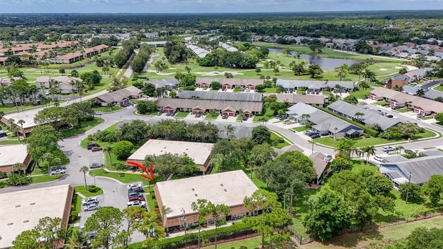 101 Half Moon Circle C, Jupiter, FL 33458