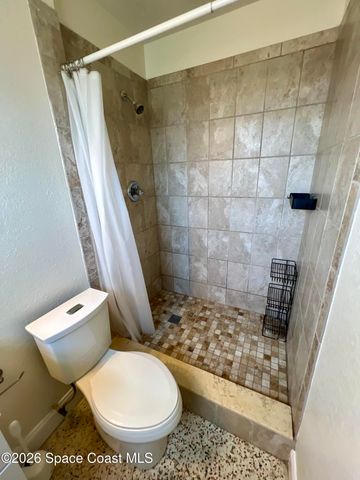 15 Vida Way, Melbourne, FL 32901