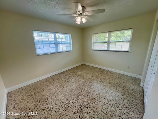 15 Vida Way, Melbourne, FL 32901