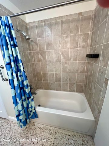 15 Vida Way, Melbourne, FL 32901