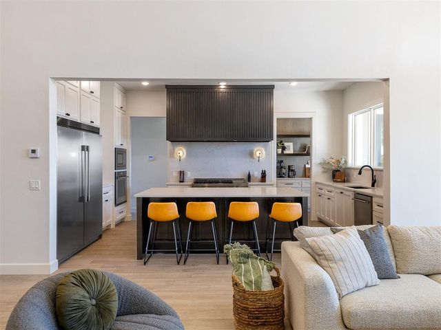 31 Patriot Pointe Loop, Eufaula, OK 74432