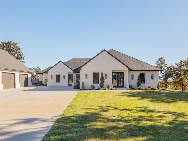 31 Patriot Pointe Loop, Eufaula, OK 74432