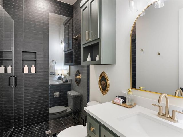 31 Patriot Pointe Loop, Eufaula, OK 74432