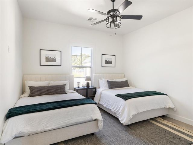 31 Patriot Pointe Loop, Eufaula, OK 74432