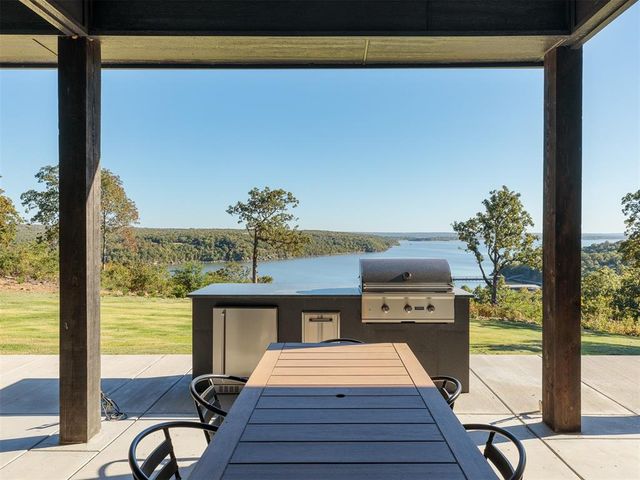 31 Patriot Pointe Loop, Eufaula, OK 74432