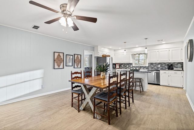 120 N Sunset Circle, Hopkinsville, KY 42240