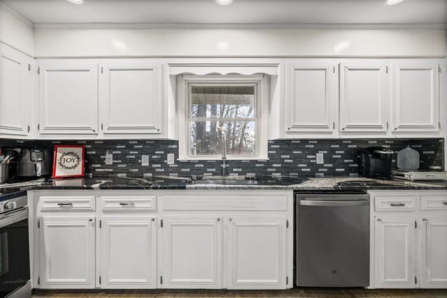 120 N Sunset Circle, Hopkinsville, KY 42240