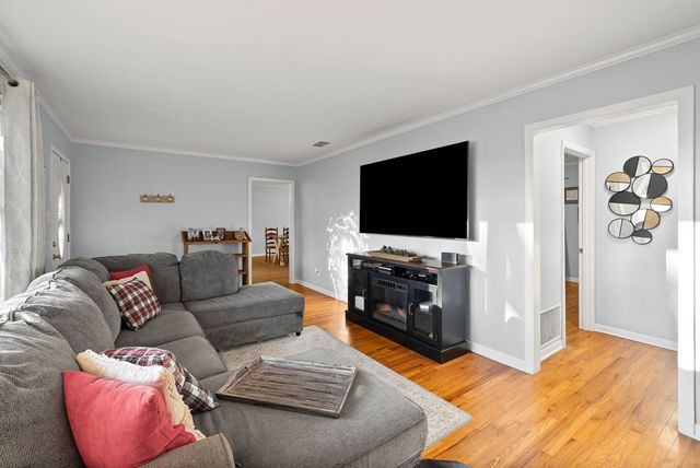 120 N Sunset Circle, Hopkinsville, KY 42240