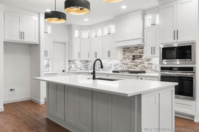 2916 W Winston Street, Broken Arrow, OK 74011