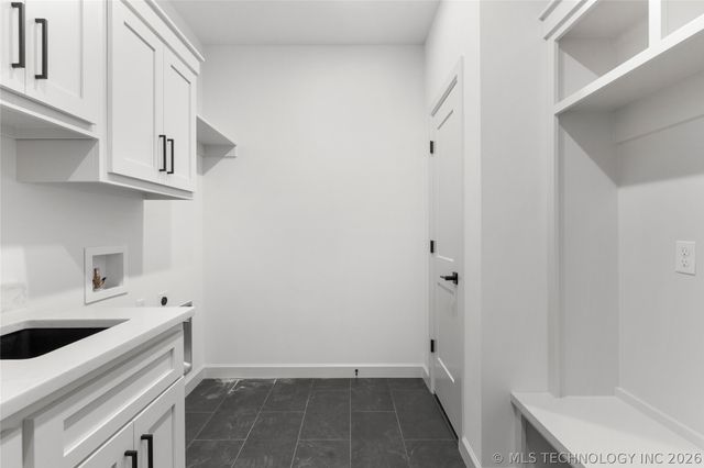 2916 W Winston Street, Broken Arrow, OK 74011