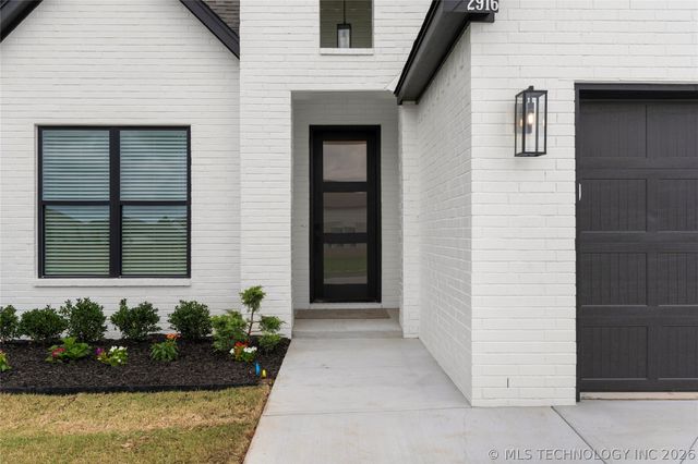 2916 W Winston Street, Broken Arrow, OK 74011