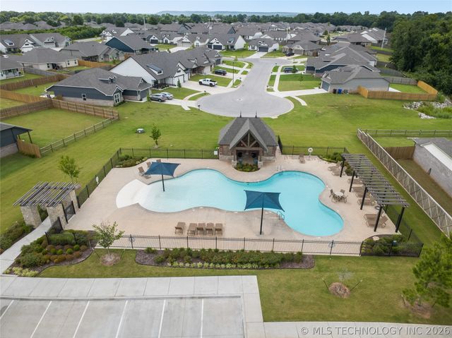2916 W Winston Street, Broken Arrow, OK 74011