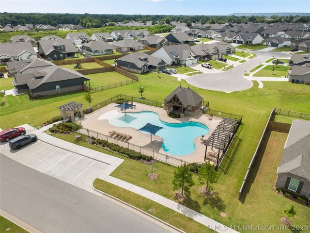 2916 W Winston Street, Broken Arrow, OK 74011