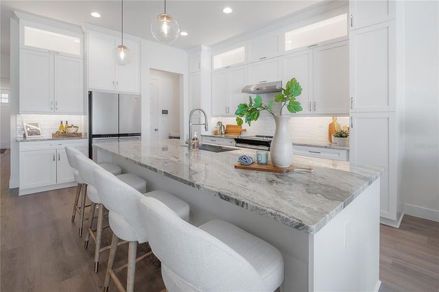 5530 N 9TH STREET 2, Tampa, FL 33604