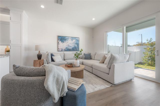 5530 N 9TH STREET 2, Tampa, FL 33604