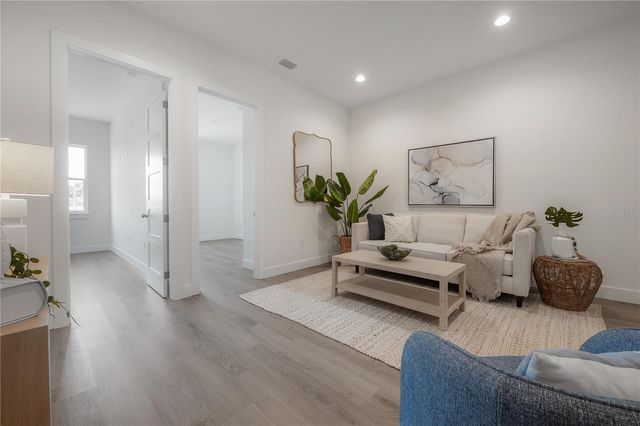 5530 N 9TH STREET 2, Tampa, FL 33604